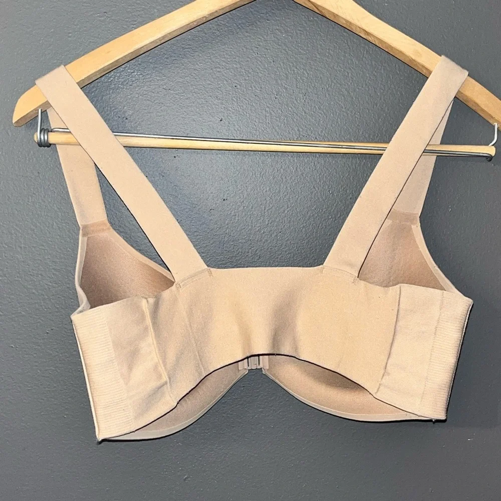 SPANX Beige Seamless Bra - Picture 9 of 10